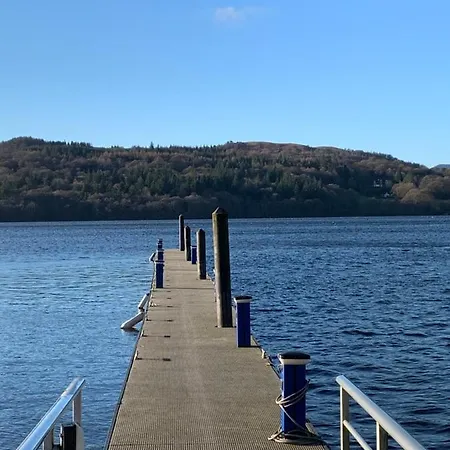 Lakeside 4 Holiday park *