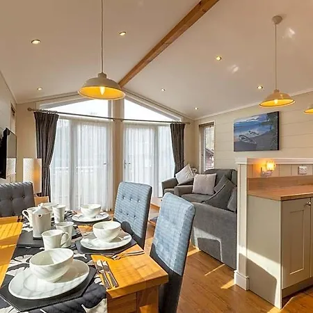Holiday park Lakeside 4 *