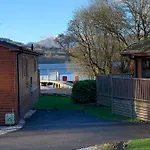 Lakeside 4